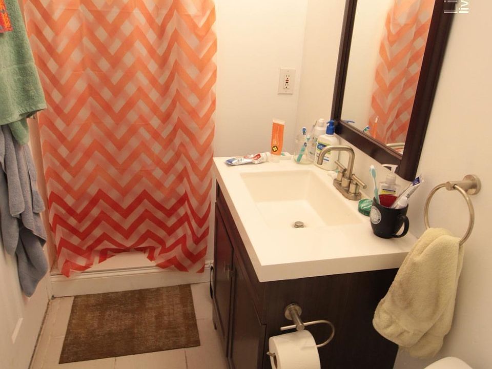 2nd image of 612 Columbus Ave APT 1F