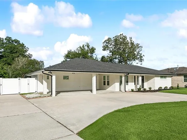 114 Melvyn Dr, Belle Chasse, LA 70037