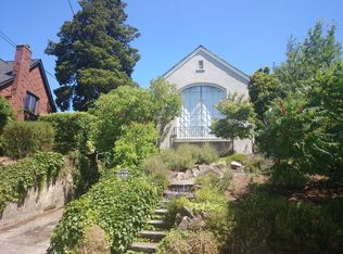 2828 28th Ave W, Seattle, WA 98199