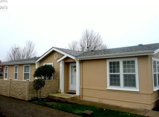 4055 Royal Ave SPACE 32, Eugene, OR 97402