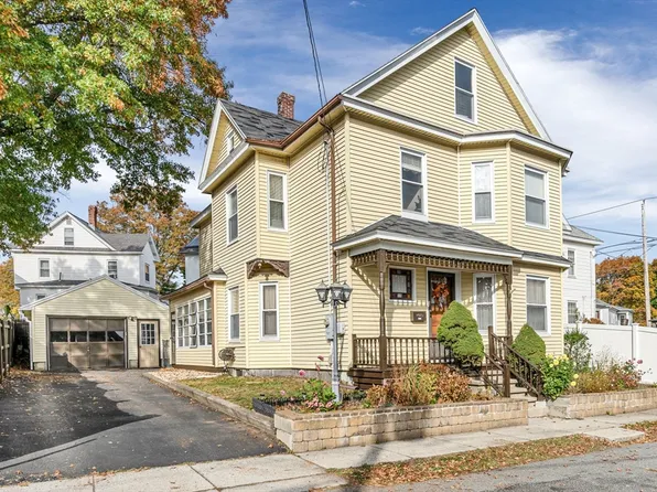 7 Houghton St, Lowell, MA 01851