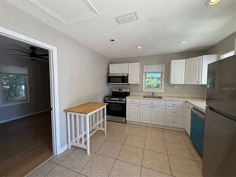 2813 N Morgan St #A — Photo 8