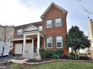 22815 Oakgrove Rd, Sterling, VA 20166