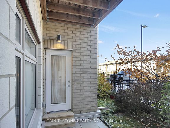 3rd image of 2785 Baseline Rd #118