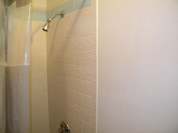 5th image of 85 NE 672nd St