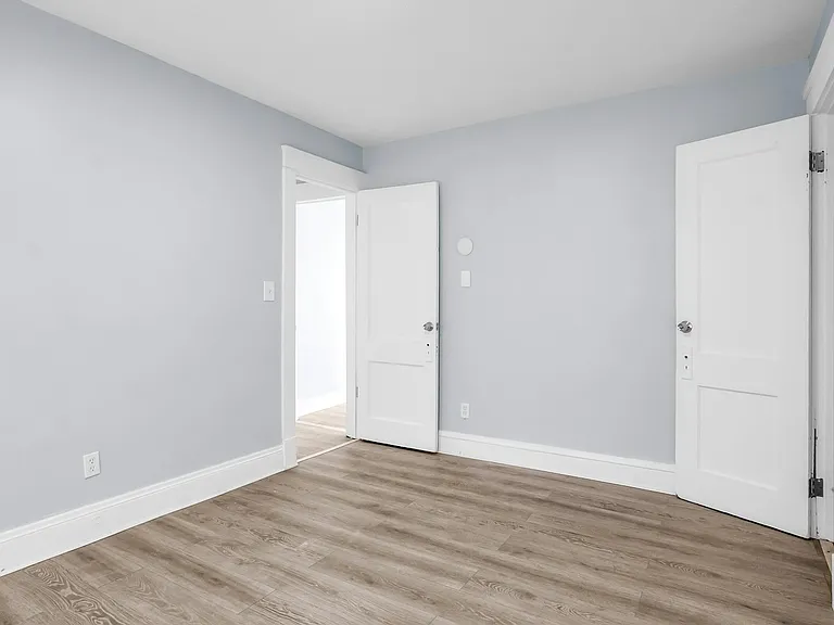 11215 Whitmore Ave #B — Photo 14