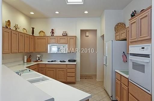 2nd image of 2800 Breakers Creek Dr
