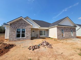 212-33 Hollister Dr, Leesburg, GA 31763
