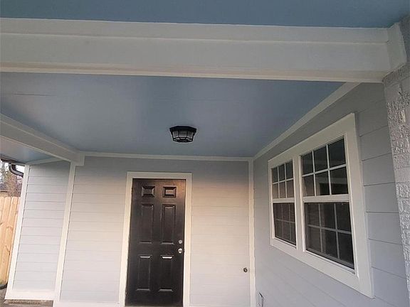 2nd image of 4985 Feliciana Dr