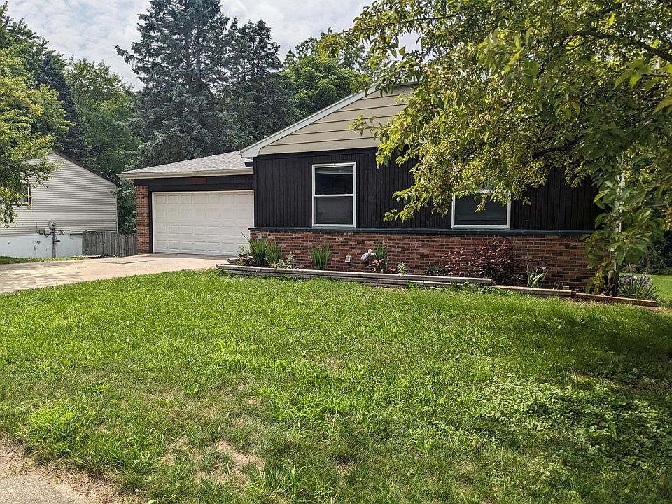 1st image of 3610 Seaway Dr