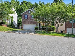 349 Ivy Park Ln, Winston Salem, NC 27104
