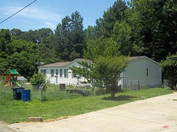 2nd image of 140 Upland Dr