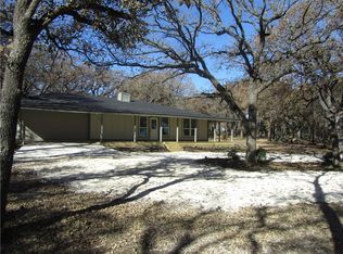 2405 Wild Oaks Ave, Joshua, TX 76058