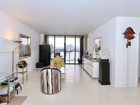 4th image of 4000 Island Blvd APT 1805