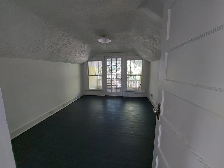 547 Atlanta Ave SE #4 — Photo 5