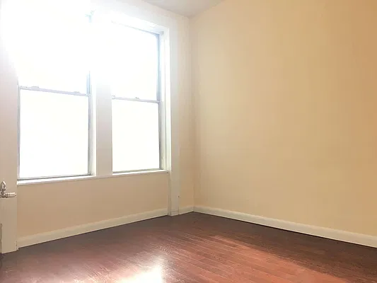 Rented by Abba Realty Associates INC | media 33