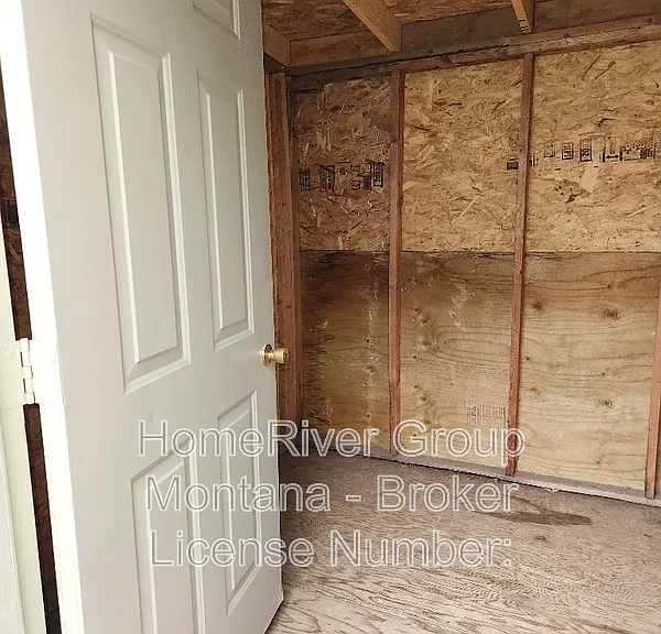 724 Strand Ave #A — Photo 16