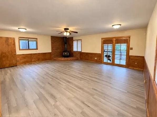 3336 W Kiowa St, Colorado Springs, CO 80904