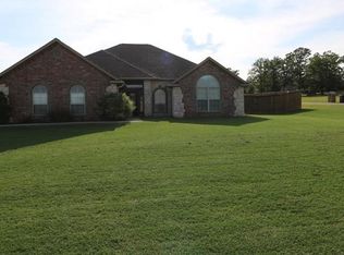 12384 County Road 3593 Cir, Ada, OK 74820