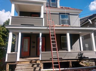 317 Burnet Park Dr, Syracuse, NY 13204