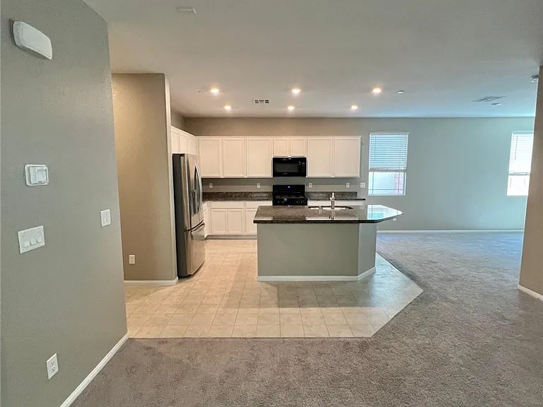 6071 Castle Gardens Ave — Photo 5