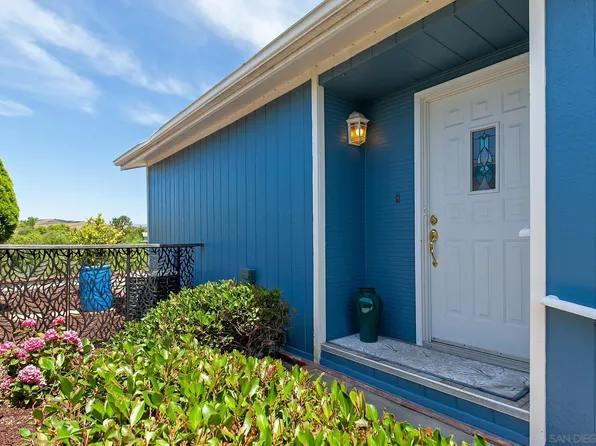 5188 Weymouth Way, Oceanside, CA 92057