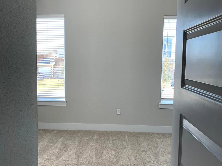 10717 Charger Way — Photo 31