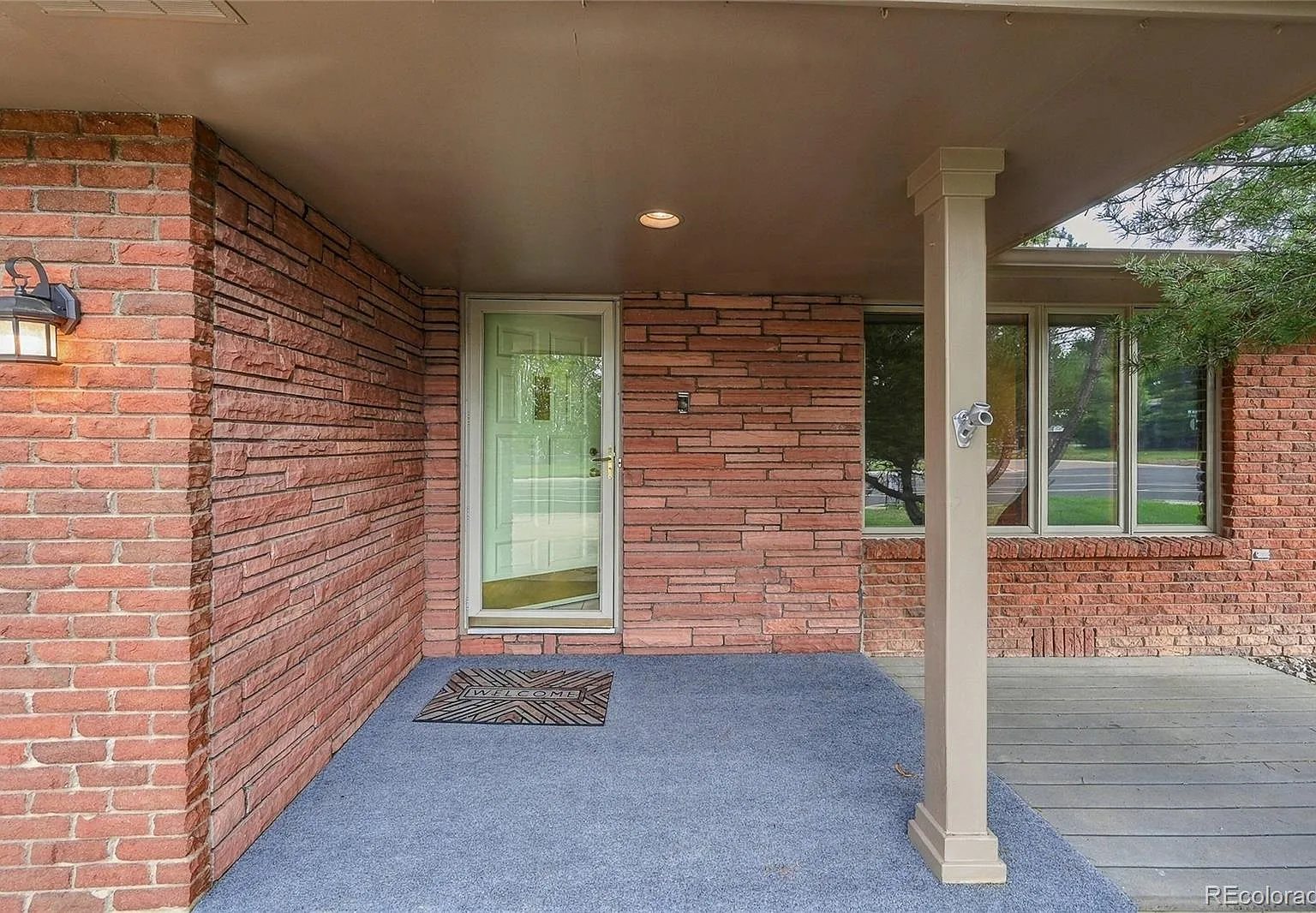 4 bed, 3.0 bath, 1839 sqft, $2,975 — Photo 2
