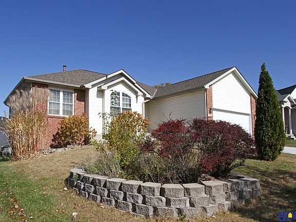 3rd image of 9344 Benziger Dr