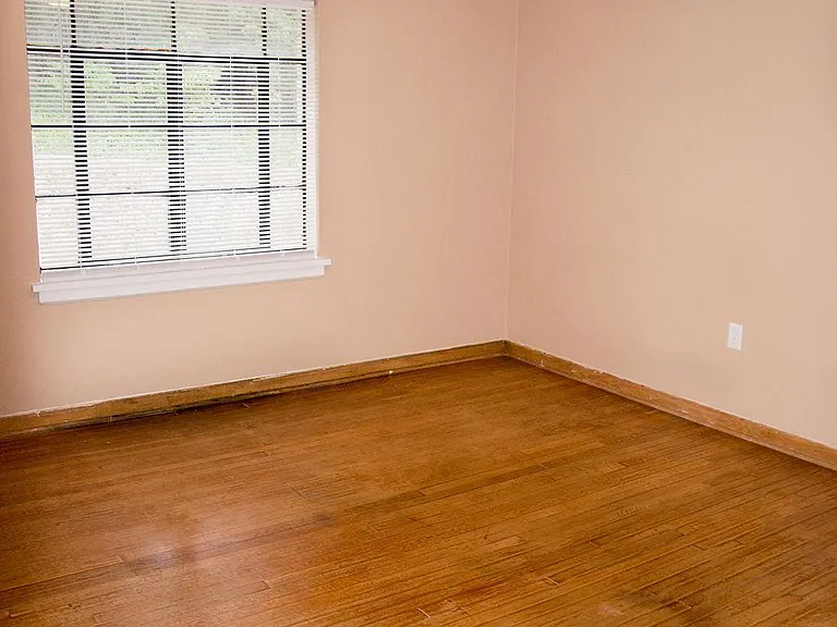 1223 Greenbrier Rd #1/2 — Photo 46