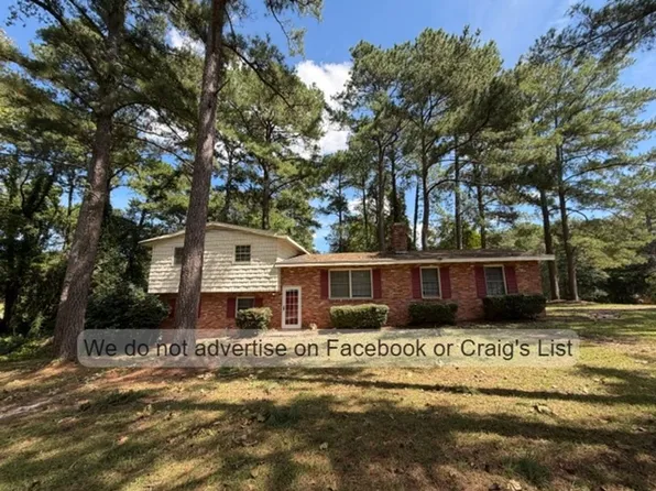 3339 Seven Mountain Dr, Fayetteville, NC 28306