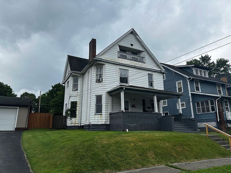 1st image of 140 Boyles Ave Floor 1