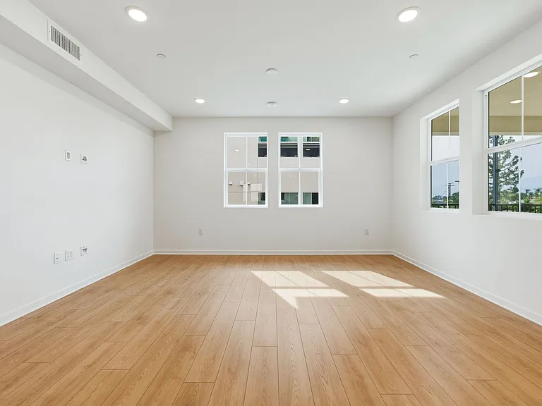 749 Marmalade Pl — Photo 12