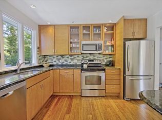 41 Hawthorne Rd, Southampton, NY 11968