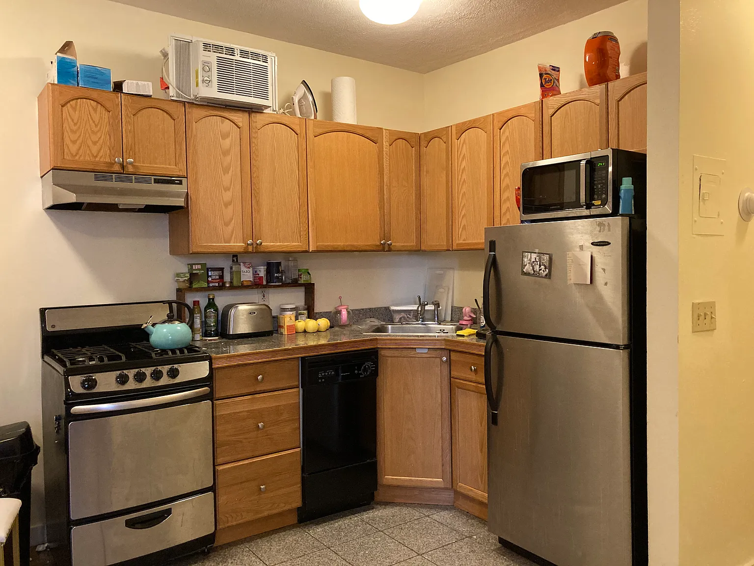 2 bed, 750 sqft, $3,500 — Photo 4