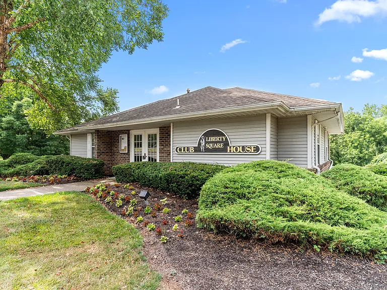 115 Leedom Way — Photo 32