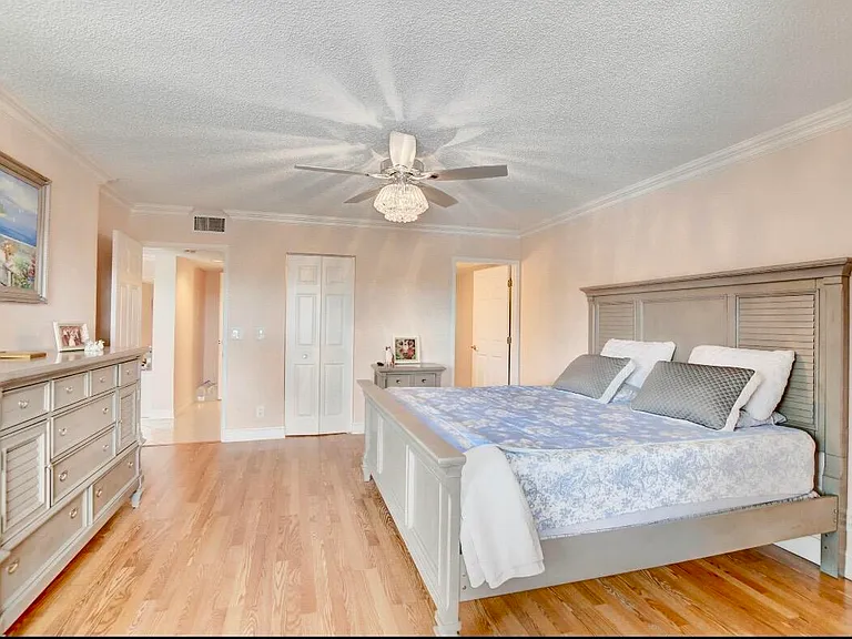 7270 Ashford Pl #307 — Photo 16