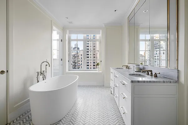 Rented by Douglas Elliman | media 10