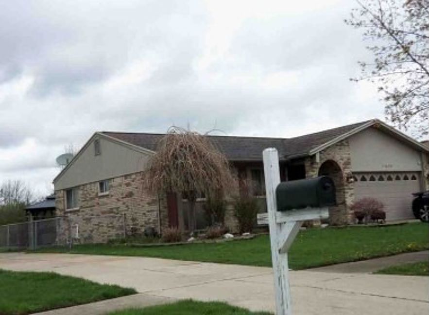17679 Zanger St, photo 3