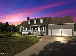 1782 Purfoy Rd, Fuquay Varina, NC 27526