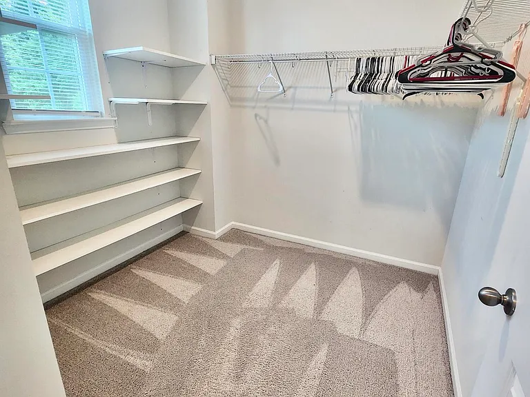 330 Spindlewood Way — Photo 17
