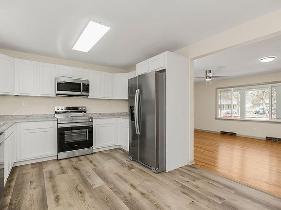 5th image of 709 W Clay St