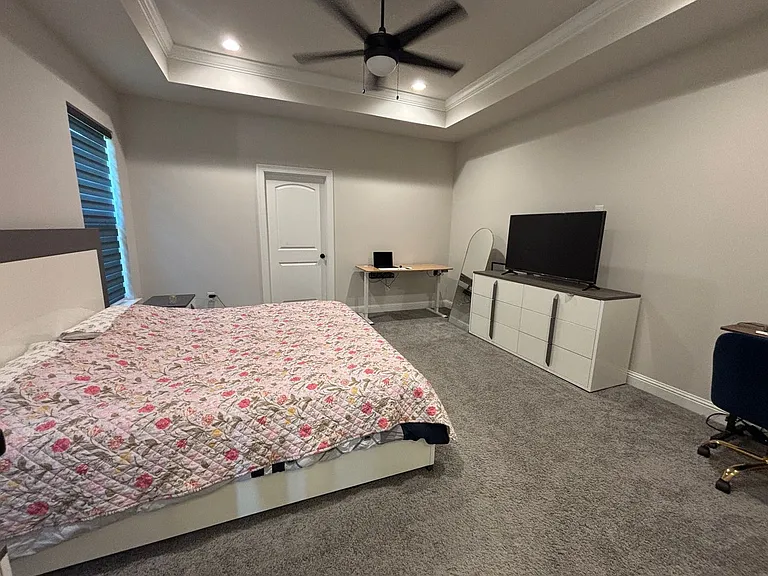 215 Norwell Ln — Photo 10