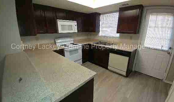 3rd image of 4002 W Pioneer Dr #110