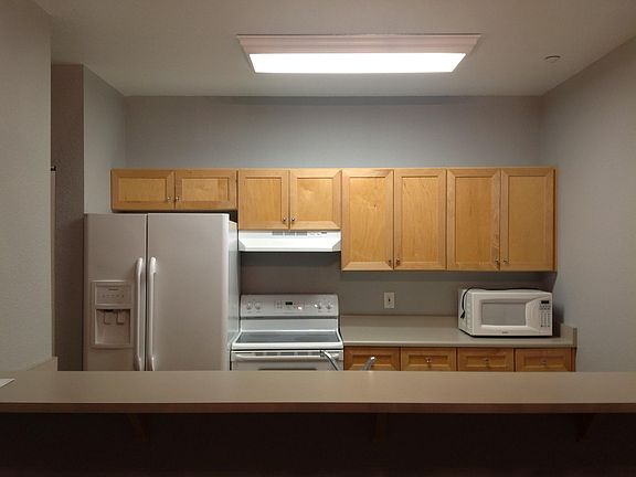 Kitchen with lots of counter space/cabinets