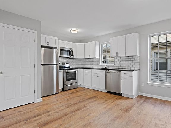 5th image of 4 Church St APT A
