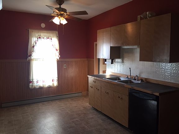 5th image of 107 N Osborne St