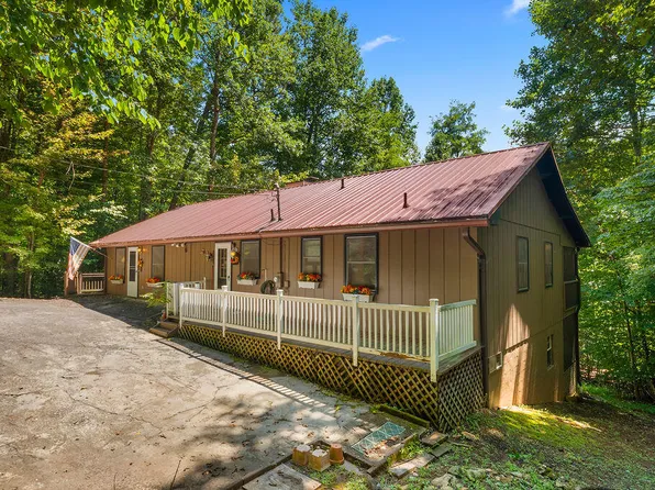 790 Woodland Hts, Franklin, NC 28734