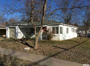1018 S 24th St, Mount Vernon, IL 62864