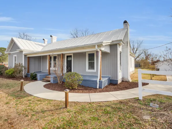 801 N Carolina Ave #33, Chocowinity, NC 27817